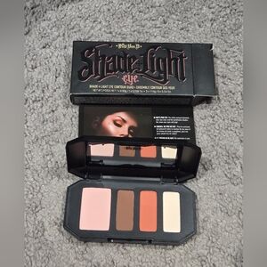 Shade + Light Eye Contour Quad Palette